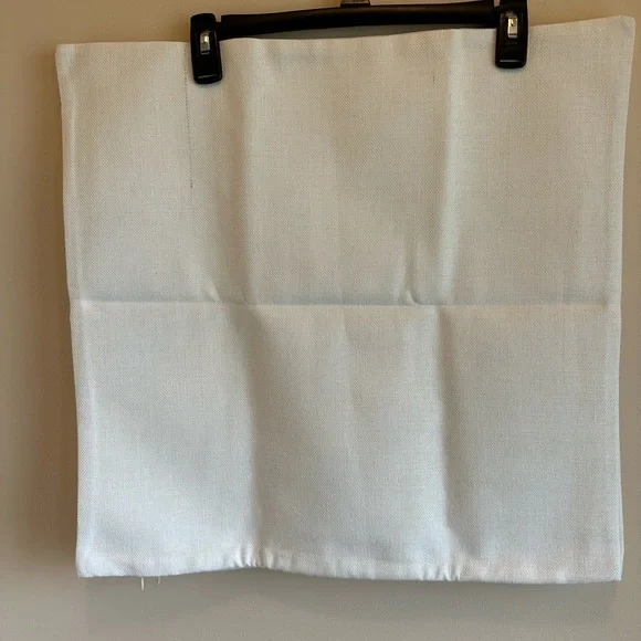 Floral Spring Summer Pillow Covers Approx 20”x20” Set Of 2 Zipper Closure New - Picture 2 of 9